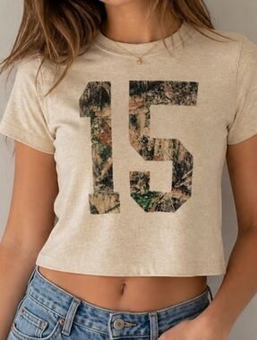 Graphic Cropped Tee